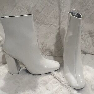 Elegant White Women's Ankle Boots